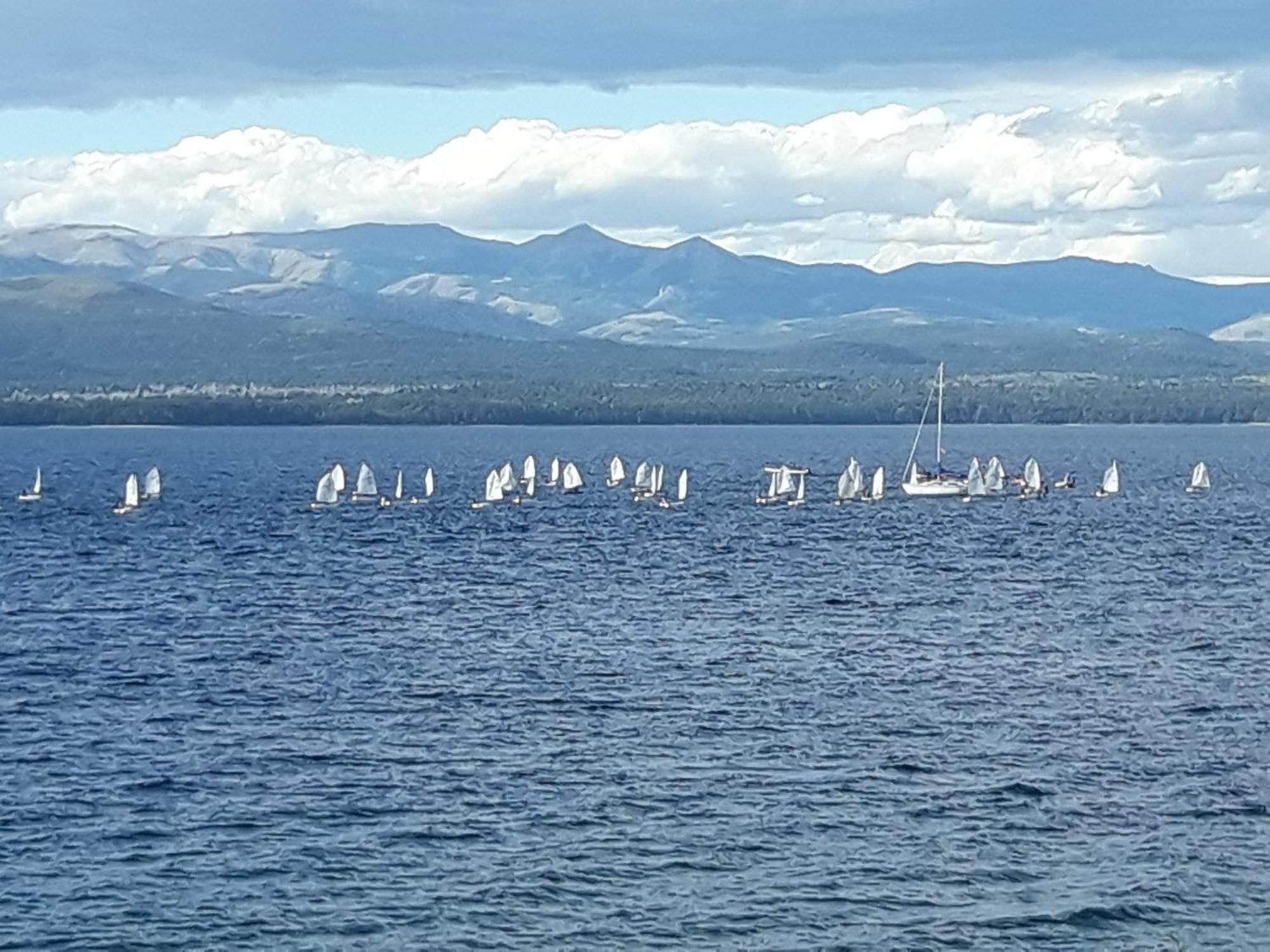 Portal De Los Andes Bariloche Buitenkant foto